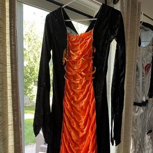 Girls witch costume